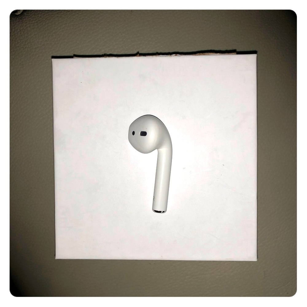 Replacement Right Airpod. Brand New.